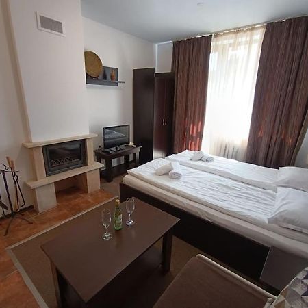 Студио В Хотел Мария Антоанета Bansko Exterior photo